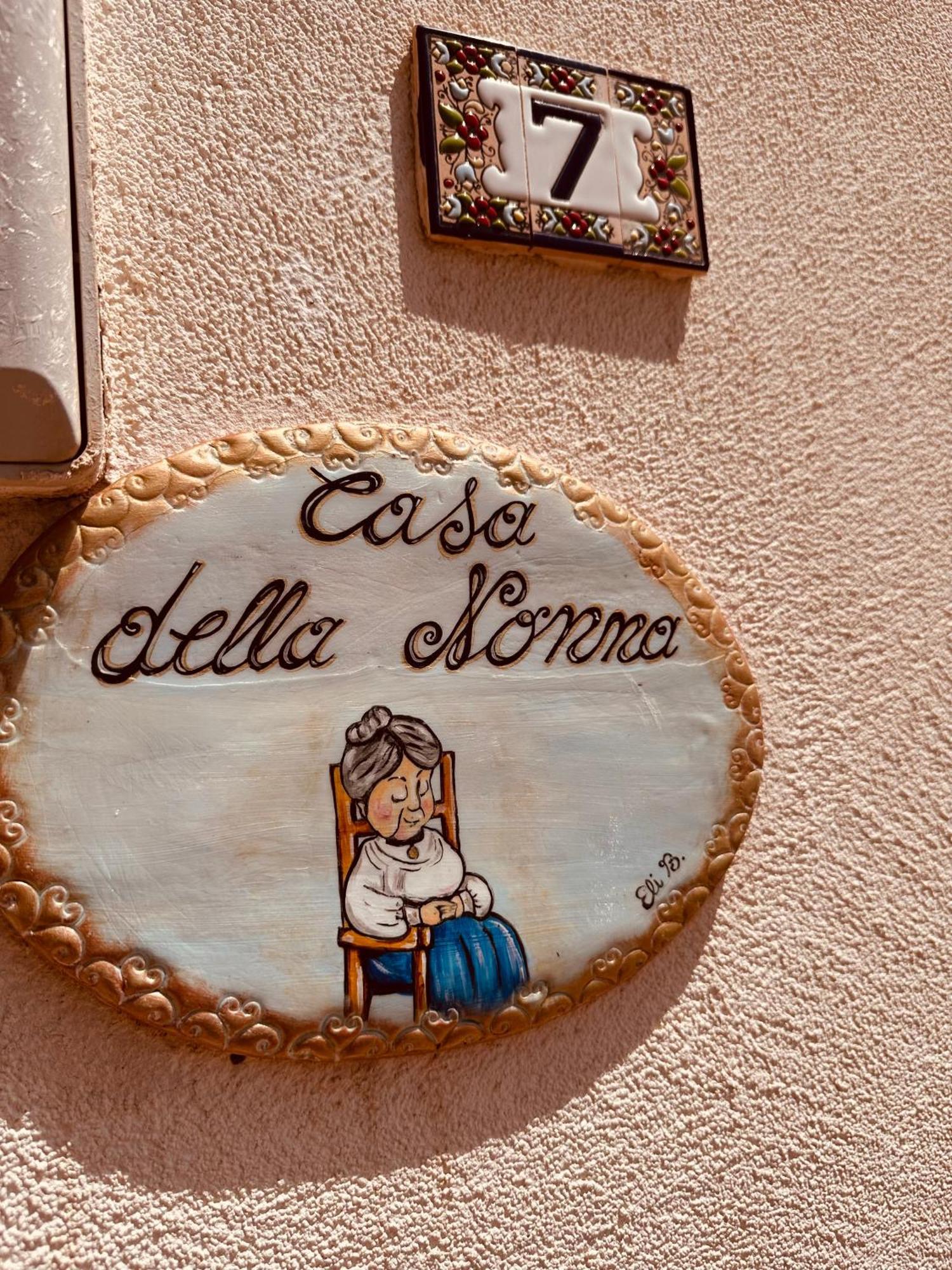 Casa Della Nonna San Giovanni Suèrgiu Exterior foto